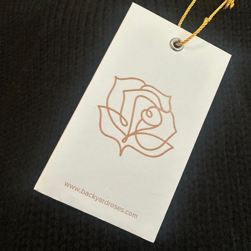Backyard Roses sweater! - Picture 3 of 3